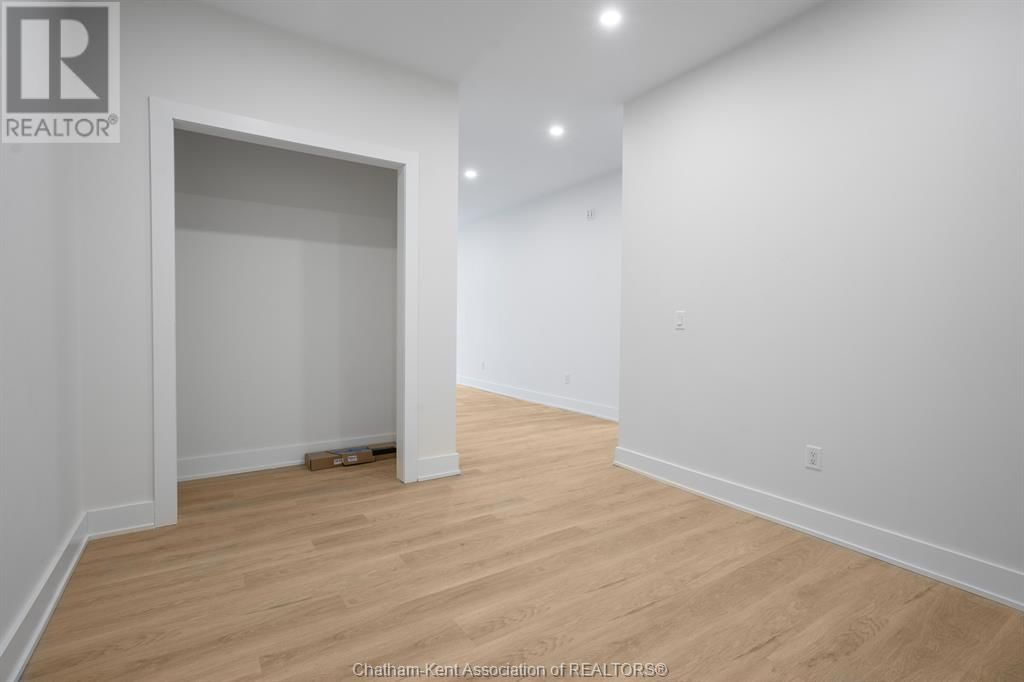 2 - 153 KING STREET WEST Image 7