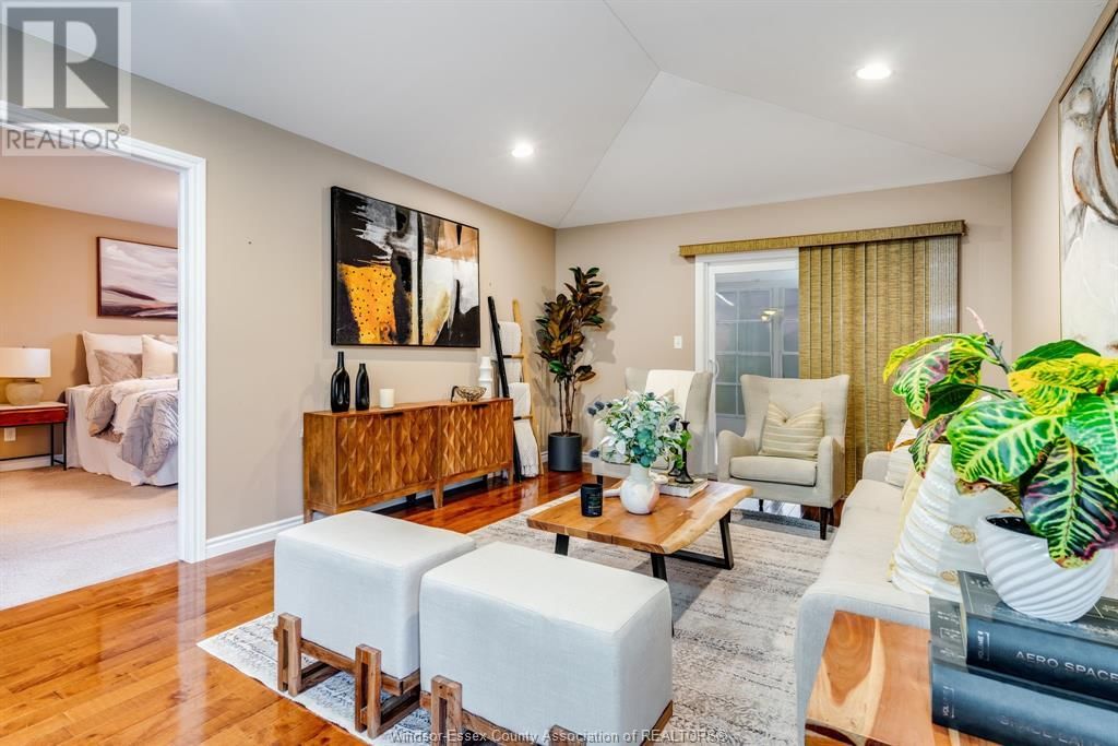 3141 SEVILLE AVENUE Image 12