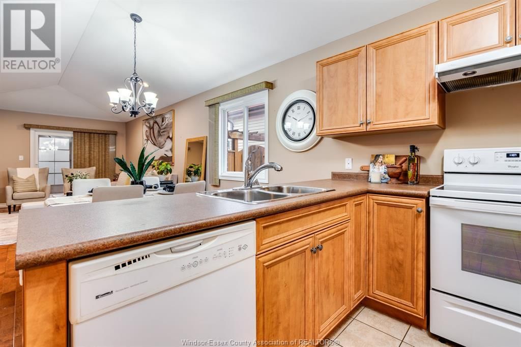 3141 SEVILLE AVENUE Image 8
