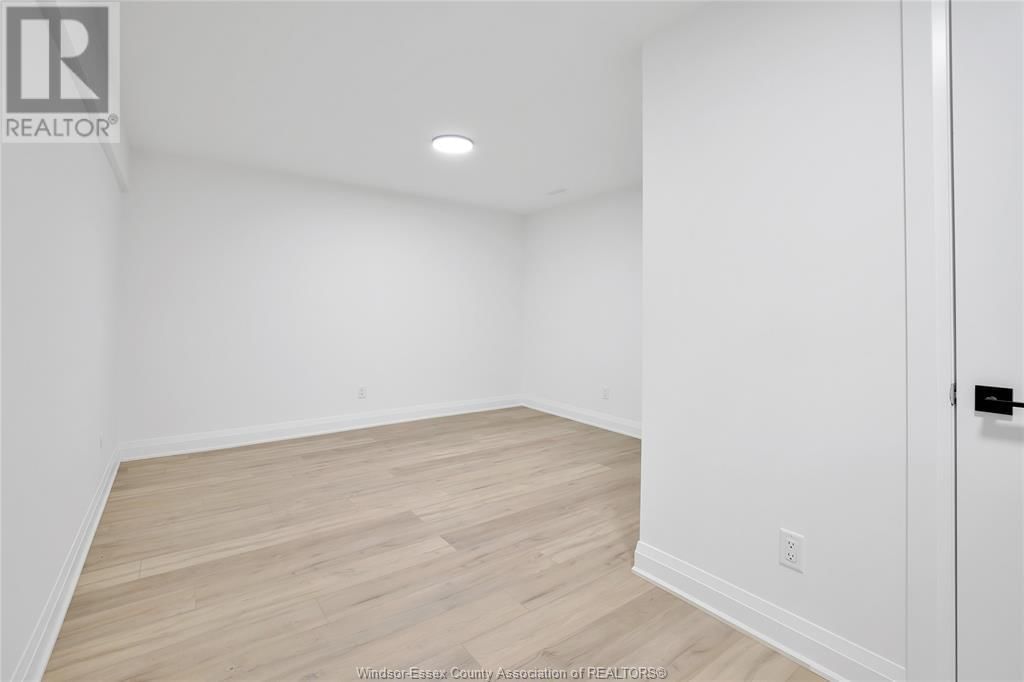 11 CYPRESS POINTE Unit# LOWER Image 7