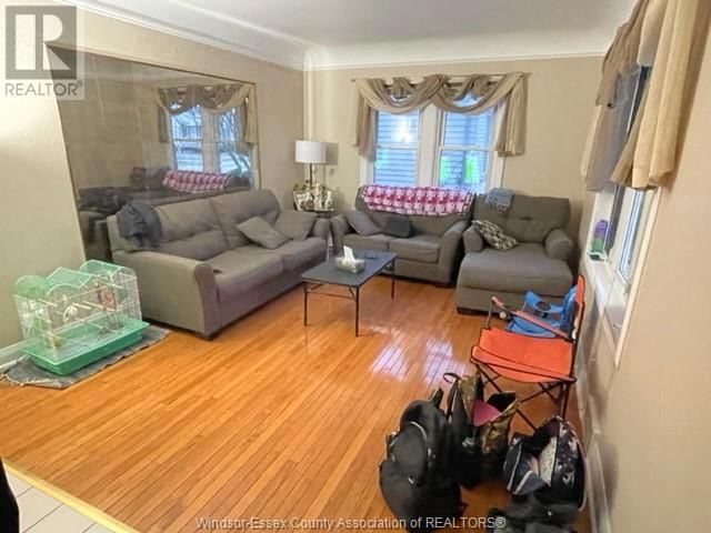 1418 PILLETTE ROAD Image 4