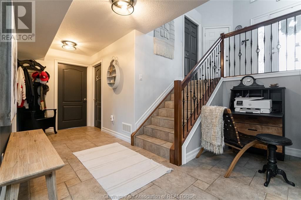 36 Enclave PLACE Image 35