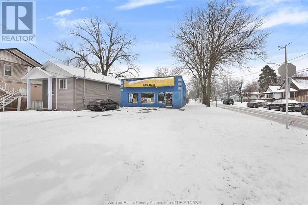 400 CHIPPAWA STREET Image 2