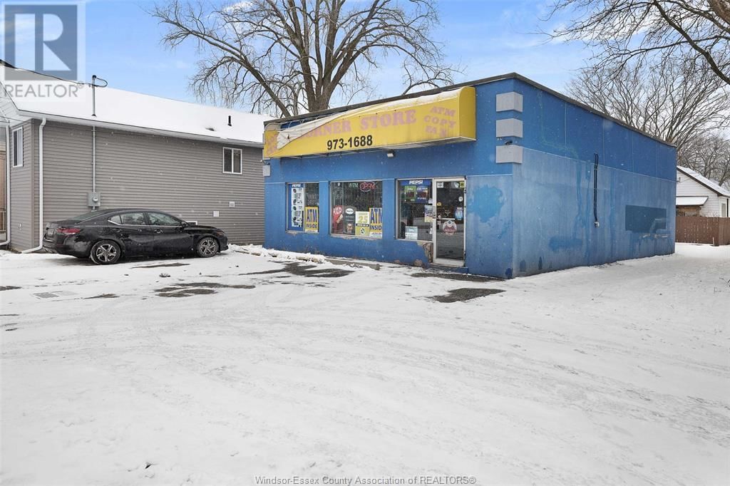 400 CHIPPAWA STREET Image 1