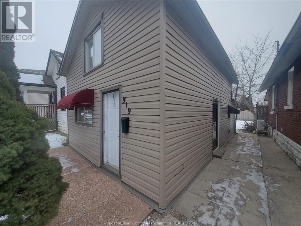 919 JOSEPHINE AVENUE Image 3