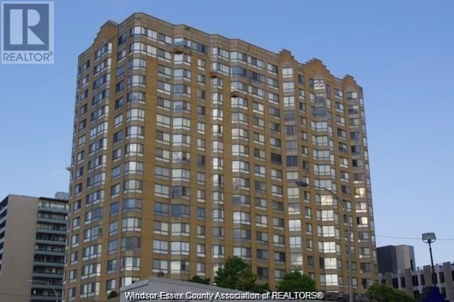 75 RIVERSIDE DRIVE East Unit# 1607 Image 2