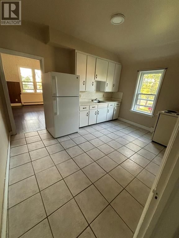 324 CHRISTINA STREET SOUTH Image 16