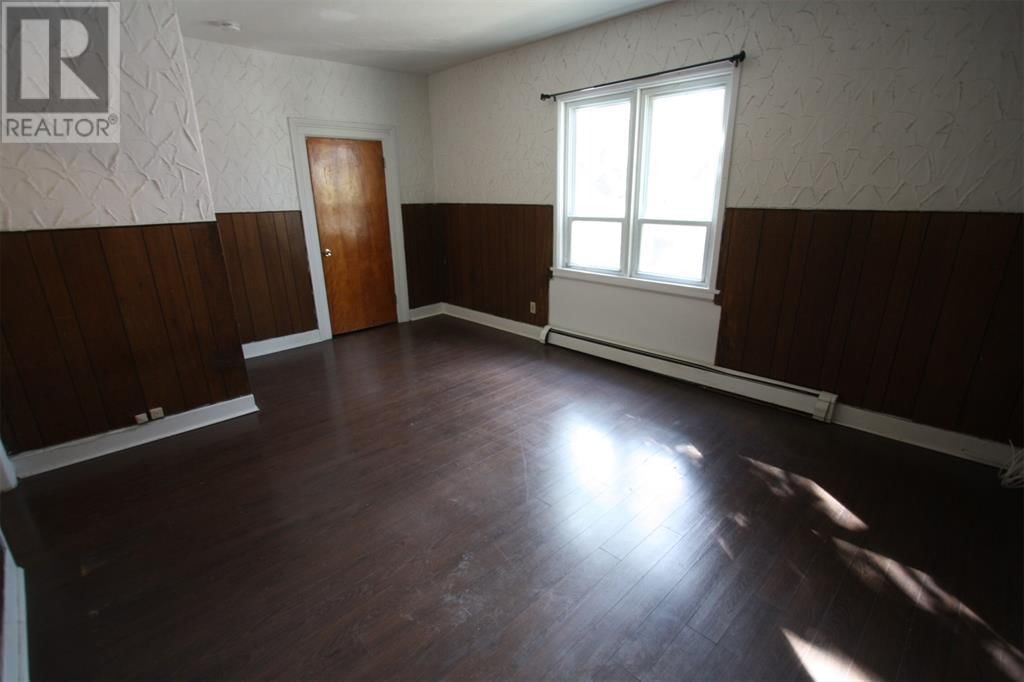 324 CHRISTINA STREET SOUTH Image 8