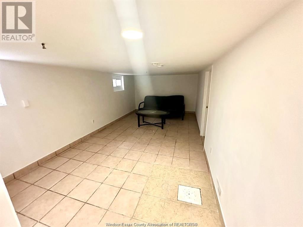 843 Pelissier St Unit# Basement Image 4