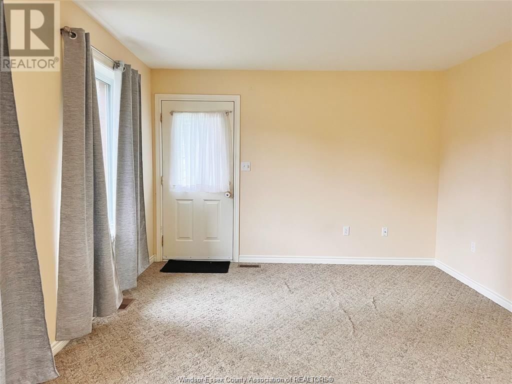 2099 EDGEMORE AVENUE Unit# SIDE UNIT Image 2