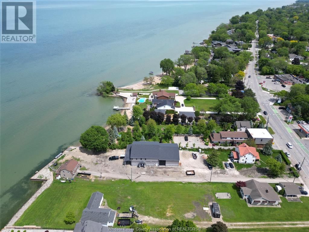 12222 RIVERSIDE DRIVE EAST Image 33
