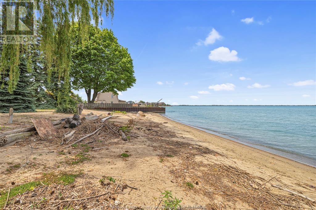 12216-1221 RIVERSIDE DRIVE EAST Image 25