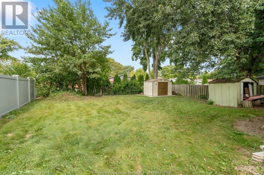 10240 EASTCOURT DRIVE Image 30