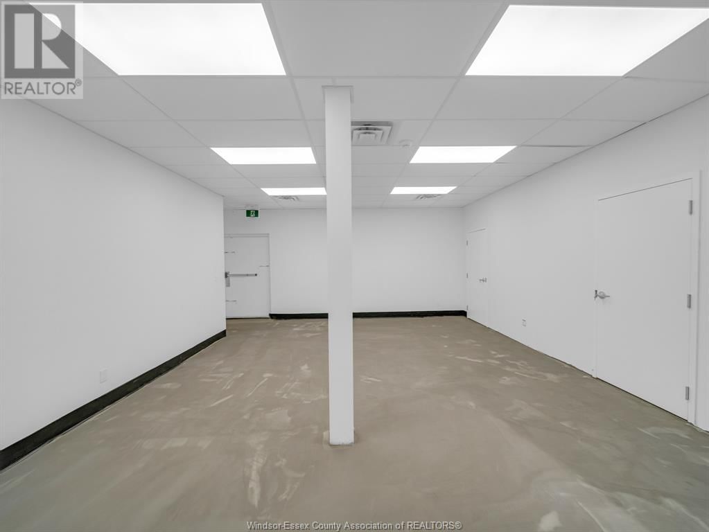 3514,3540- WALKER ROAD Image 14