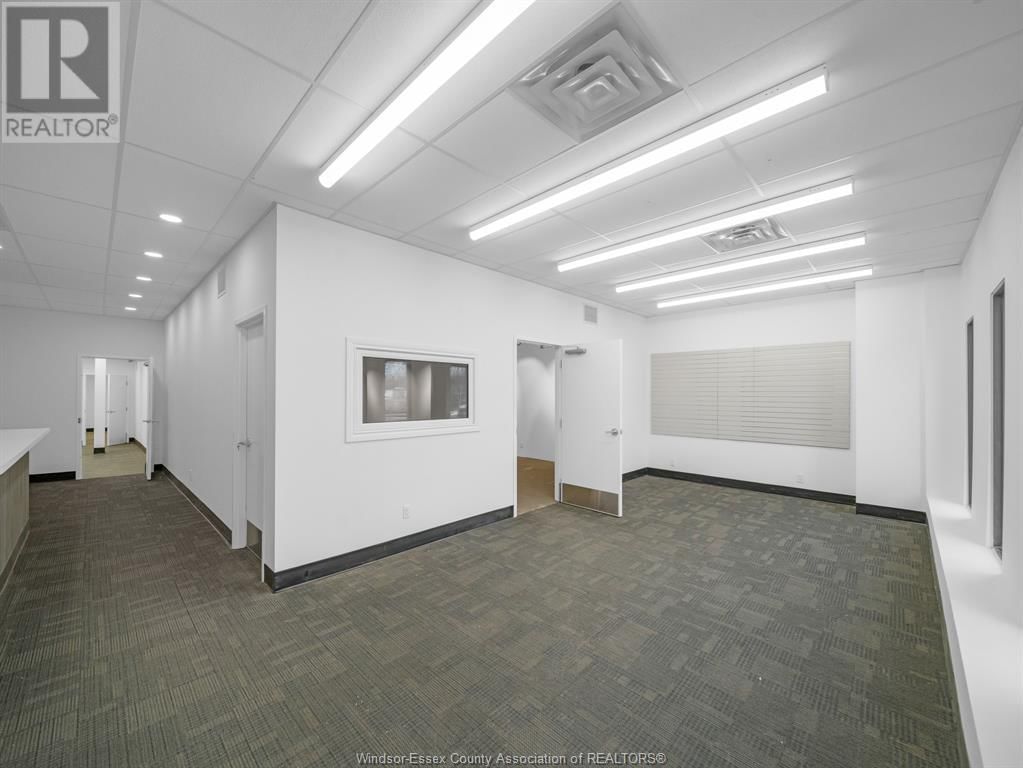 3514,3540- WALKER ROAD Image 15