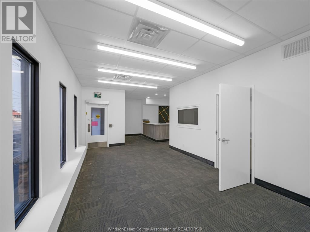 3514,3540- WALKER ROAD Image 16