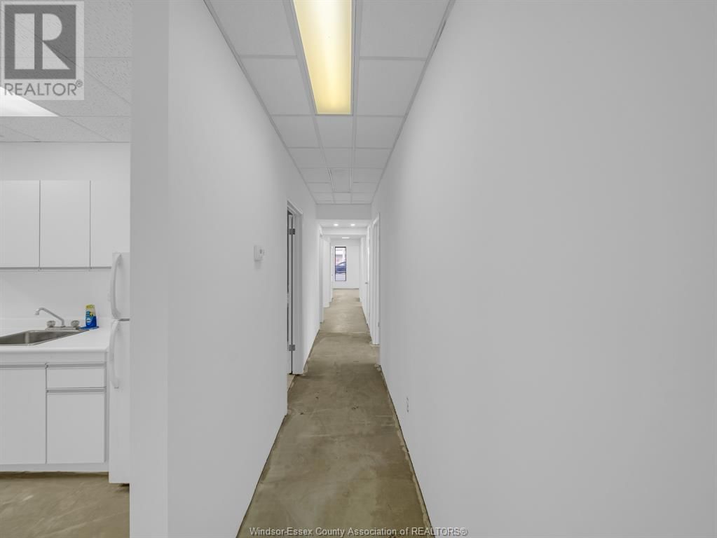 3514,3540- WALKER ROAD Image 23