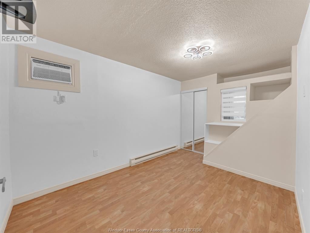 3514,3540- WALKER ROAD Image 28