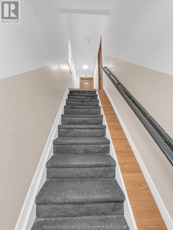 3514,3540- WALKER ROAD Image 33