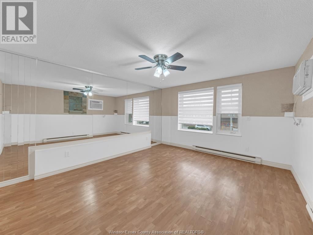 3514,3540- WALKER ROAD Image 35