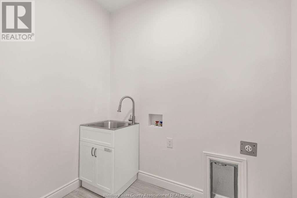 220 MCLELLAN Image 14
