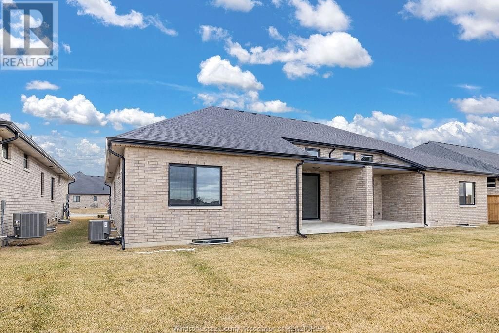 220 MCLELLAN Image 19