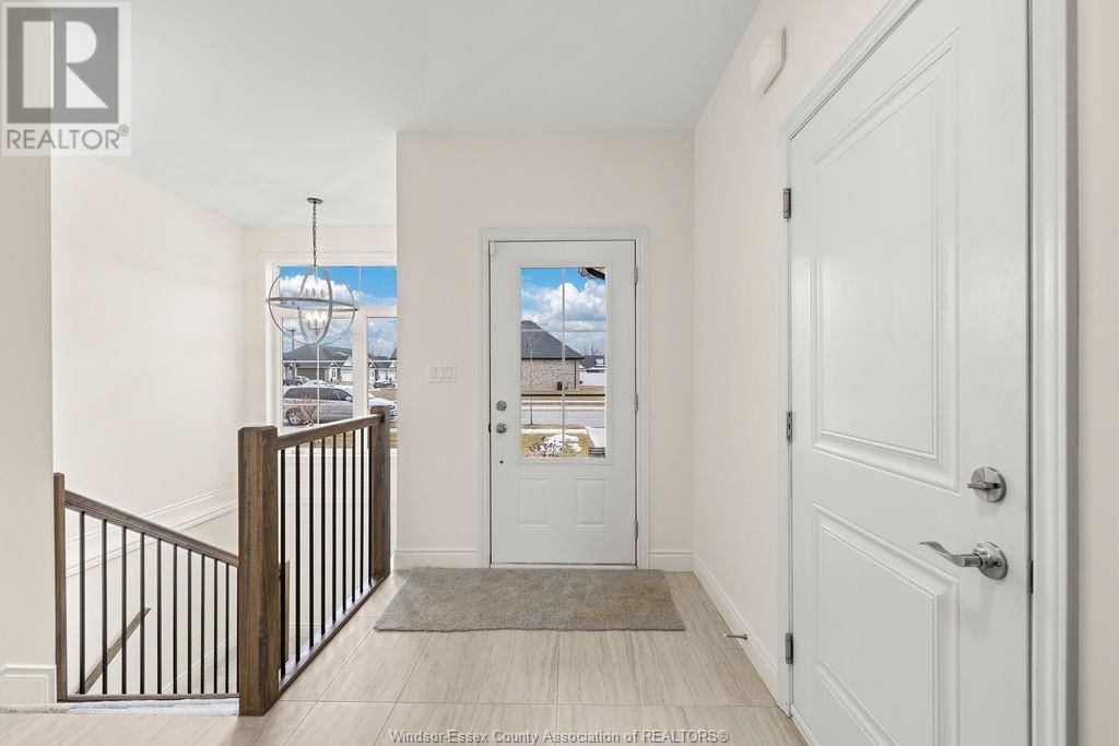220 MCLELLAN Image 3