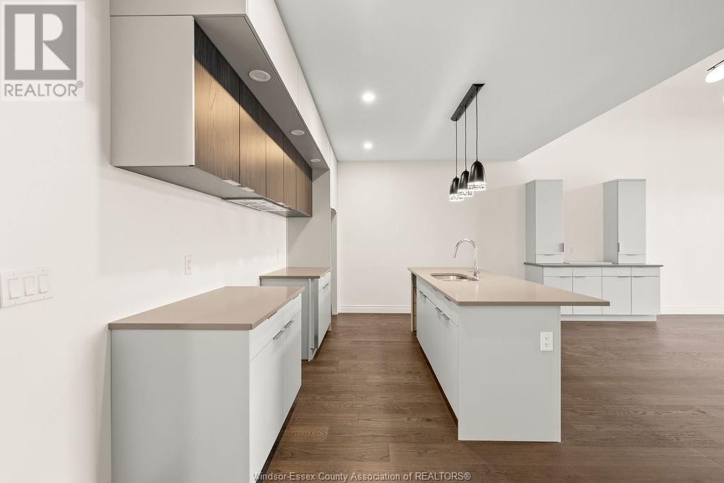 220 MCLELLAN Image 6