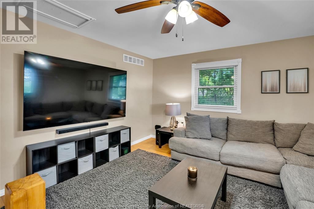 1600 MERSEA RD D Image 16