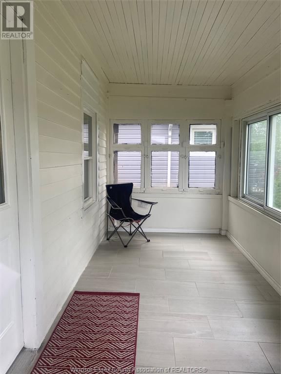 984 ELLROSE AVENUE Image 3