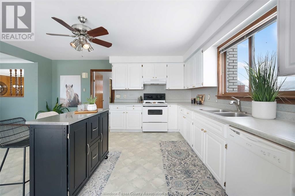 4825 LAKESHORE ROAD 303 Image 21