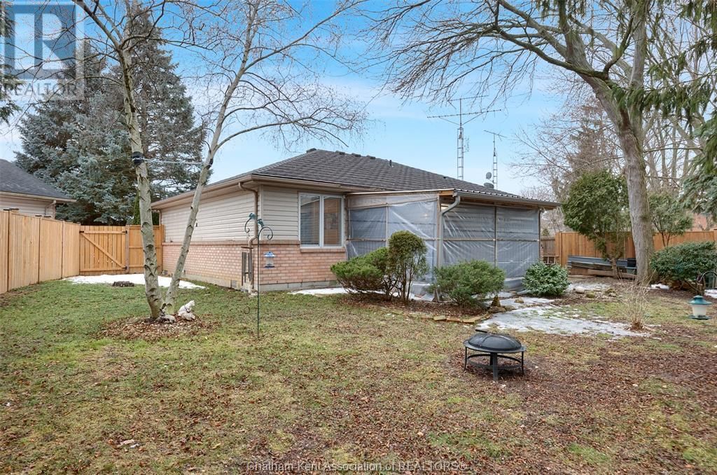 55 SUDBURY DRIVE Image 40