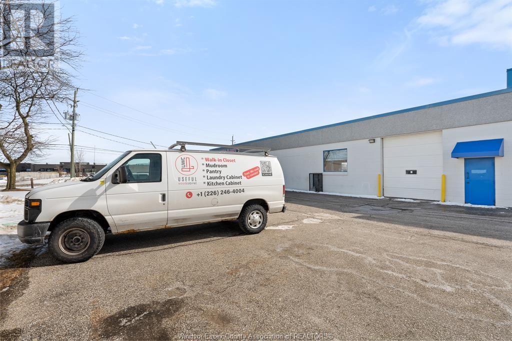 1 - 2785 KEW DRIVE Image 32