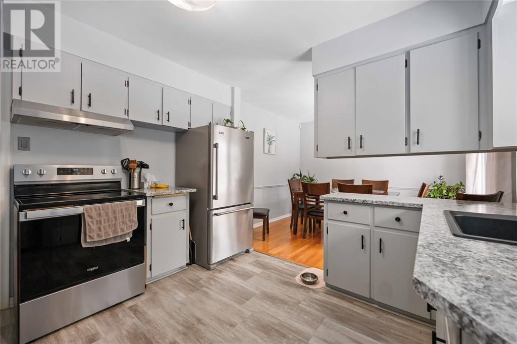 1231 EXMOUTH STREET Image 11
