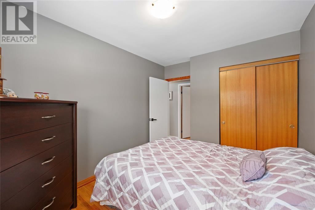 1231 EXMOUTH STREET Image 21