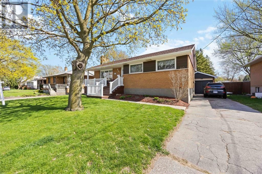 1231 EXMOUTH STREET Image 3