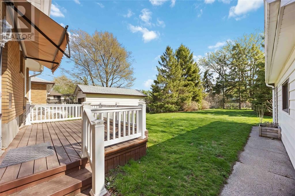 1231 EXMOUTH STREET Image 35