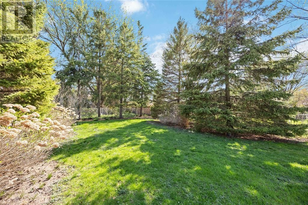 1231 EXMOUTH STREET Image 40