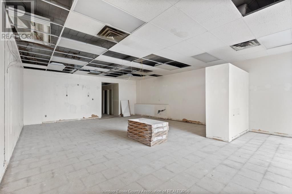 3760 TECUMSEH ROAD EAST Image 3