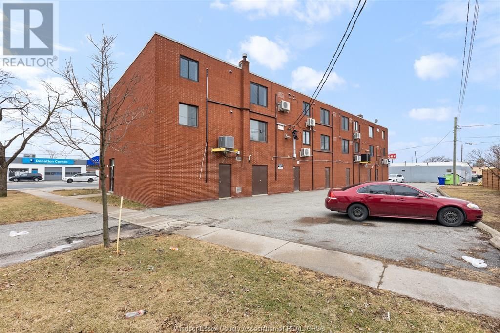 3770 TECUMSEH ROAD EAST Image 14