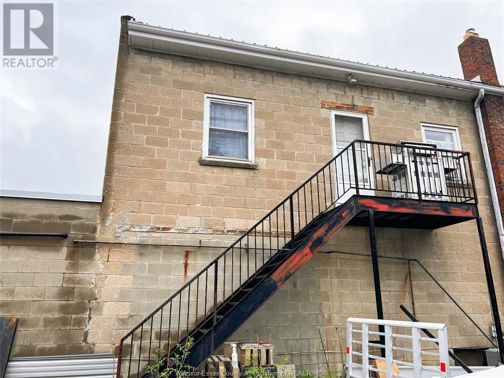42 HARVEY STREET Image 10