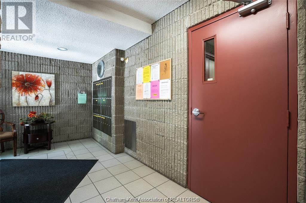207 - 202 CAMPUS PARKWAY Image 4