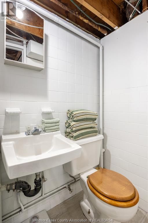 492 ISACK DRIVE Image 19
