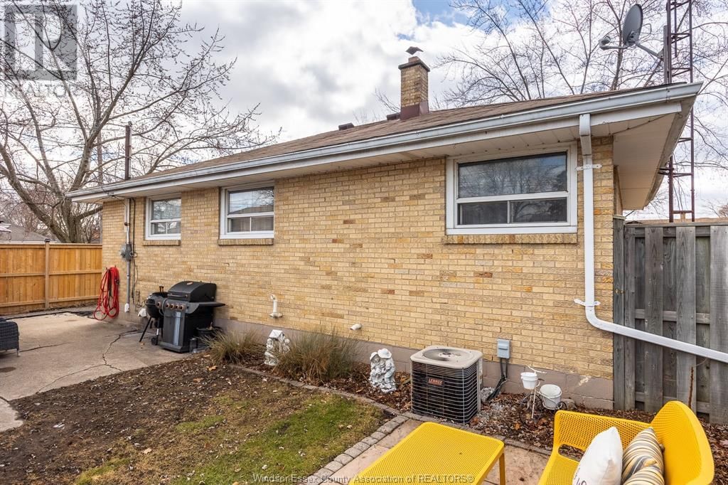 492 ISACK DRIVE Image 26
