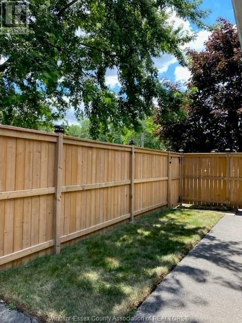 492 ISACK DRIVE Image 30