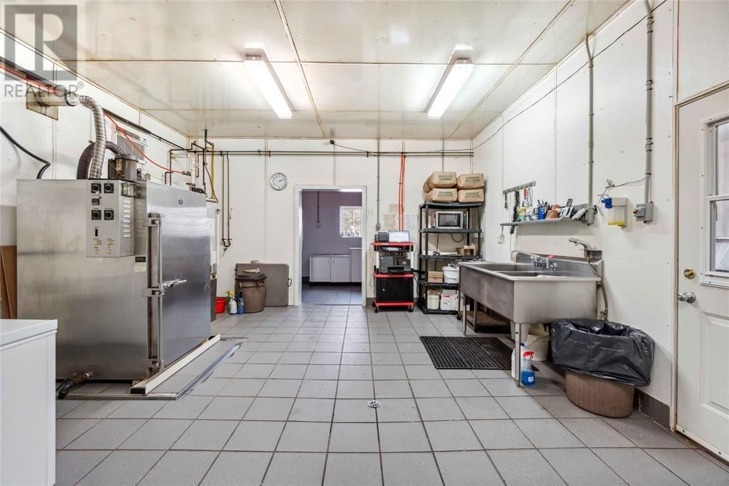 3099 BROADWAY STREET Image 16