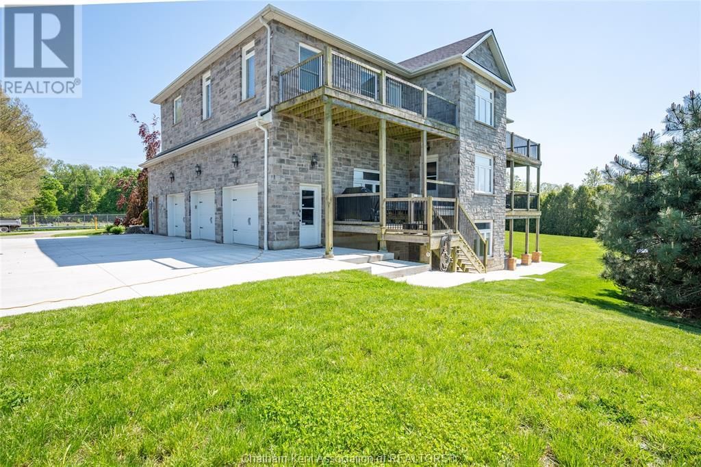 8545 WATER STREET Image 11
