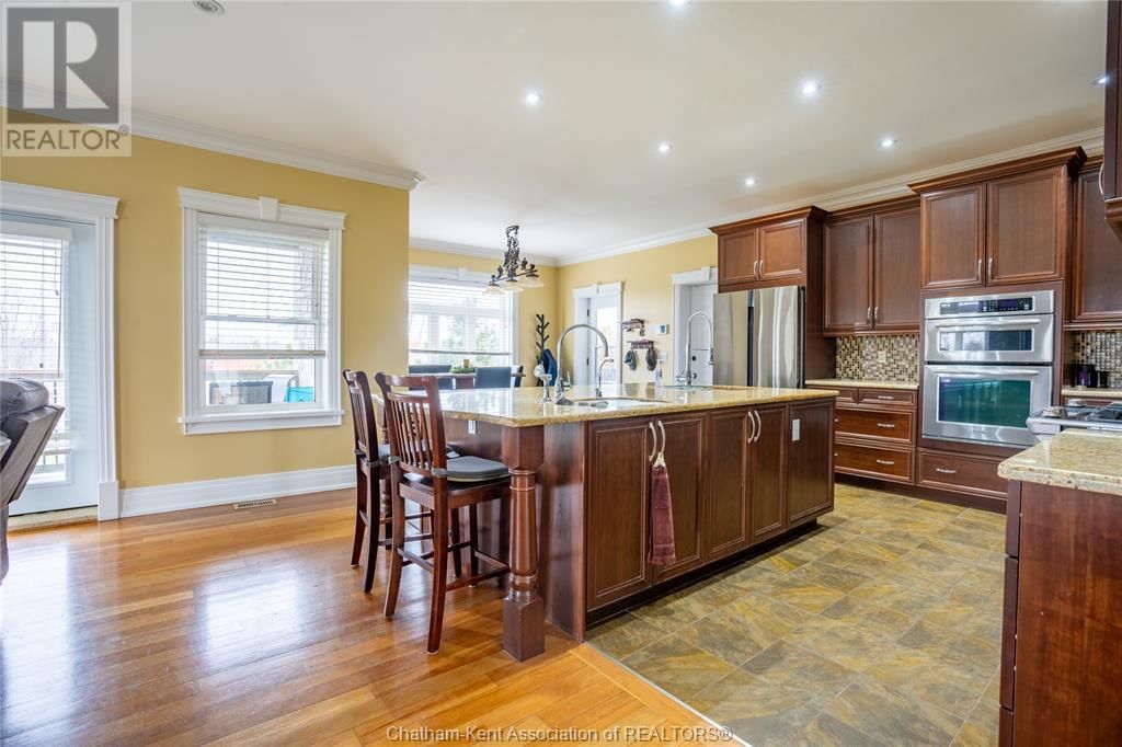 8545 WATER STREET Image 20