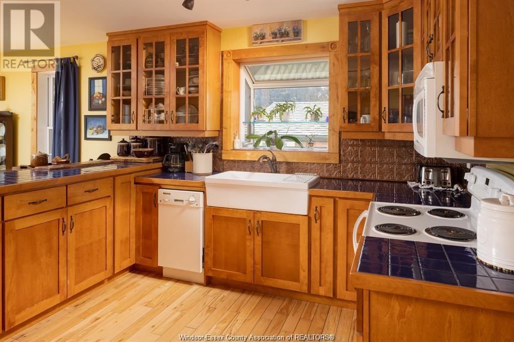 453 ELMSTEAD Image 20