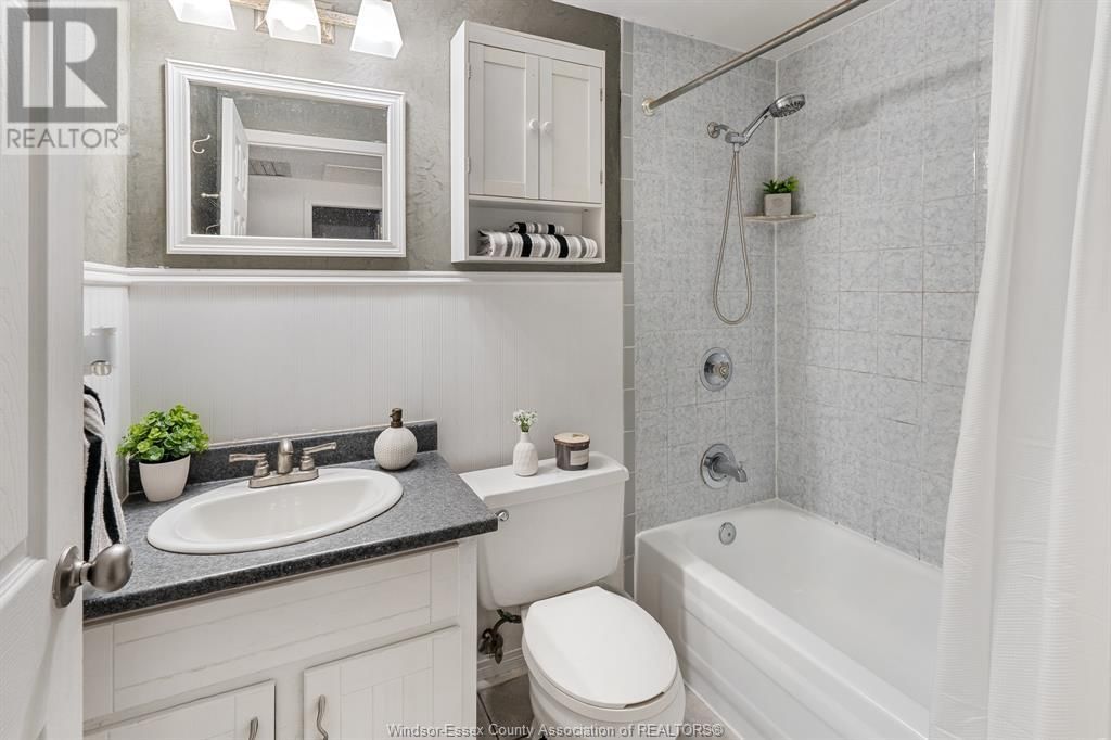 2911 MEADOWBROOK LANE Image 22